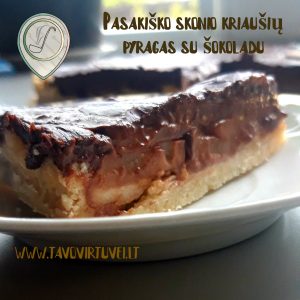 Kriaušių pyragas su šokoladu
